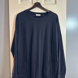 SHEIN Black Long Sleeve Tee